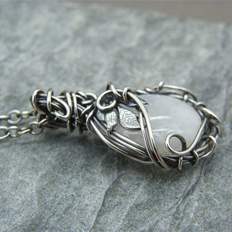 Vintage Moonstone Necklace - Selene Elegance