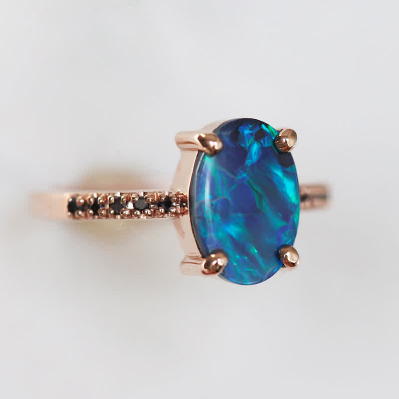 Isabella 3-piece ring set with stunning sapphires and opals