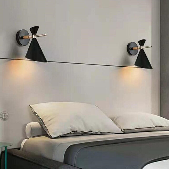 NordicElegance Wall Lamp - Minimalist Horn-Shaped LED Wall Lamp