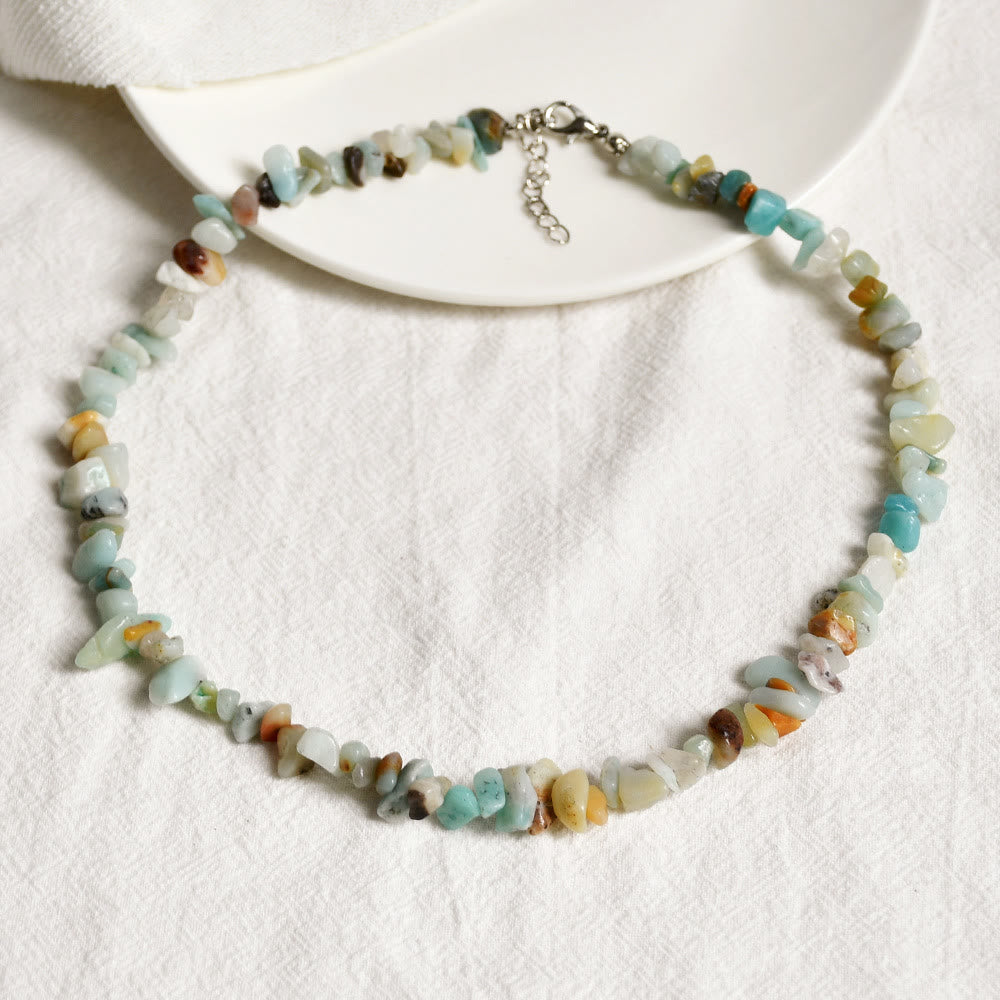 Elegant Polished Crystal Necklace - Lina