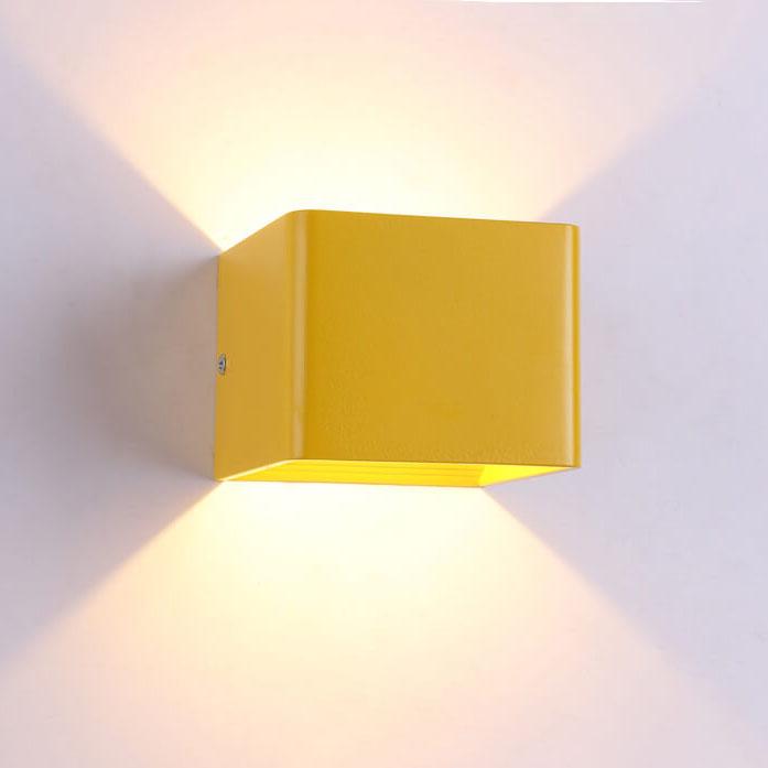 LuminSquare - Square Mini Wall Lamp in Aluminum
