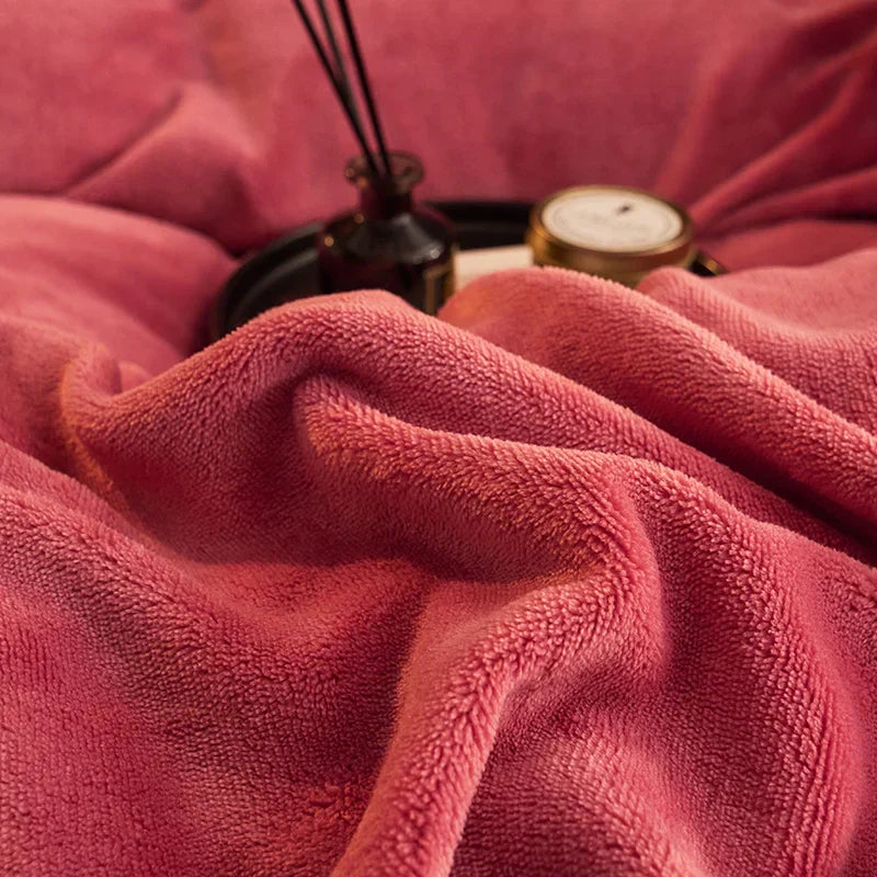PlushHaven Luxe Velvet Duvet Cover Set – Kingsize Warmth & Comfort