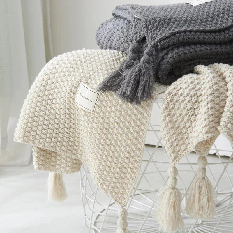 NordicCozy – Handvävd Ullfilt med Franj