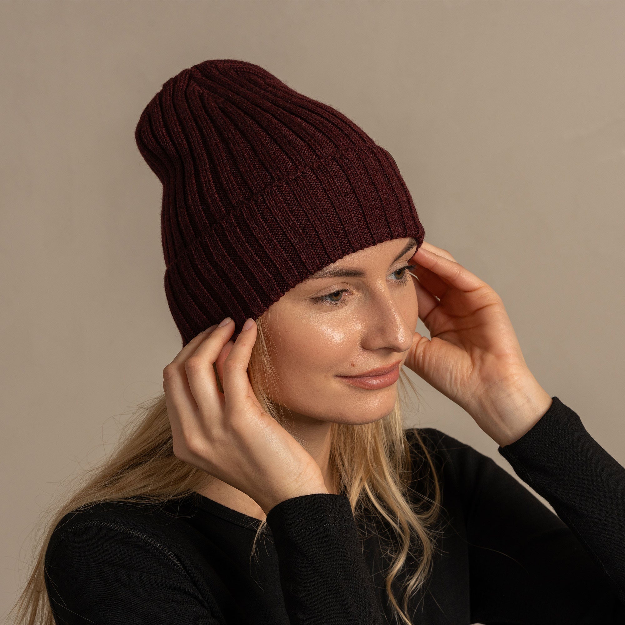 CozyMerino Beanie - Luxurious Merino Wool Beanie for Women