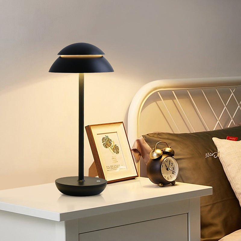 Aurelia Noire - Rechargeable Wireless Table Lamp with Built-in LED Lighting and Battery