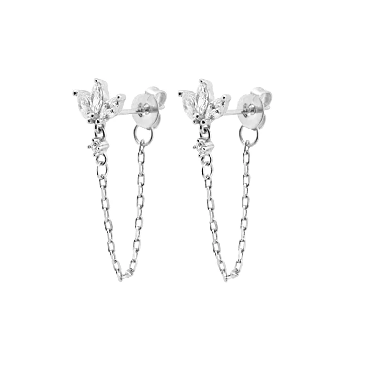 Elodie Dangle Earrings – Timeless & Elegant Accessory