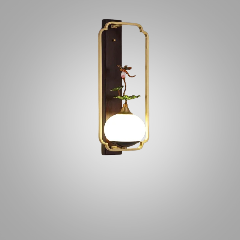 BrassGlow Wall Lamp - Elegant Brass Wall Lighting