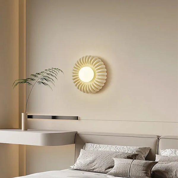 ArtisanGlow Warm White - Elegant Resin Heat Lamp for Bedroom