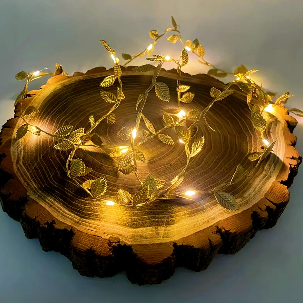 FairyLume – Elegant Guldblad Ljuslina