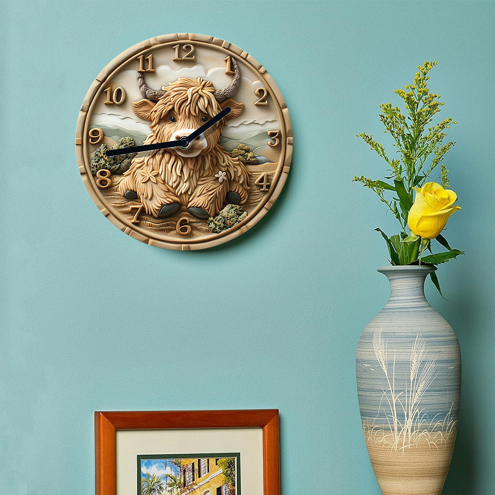 HighlandCharm Clock – Stylish Wall Clock with Kiss Motif