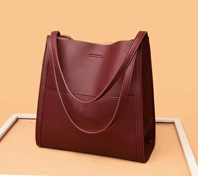 LuxeCarry - Elegant Leather Shoulder Bag for Women