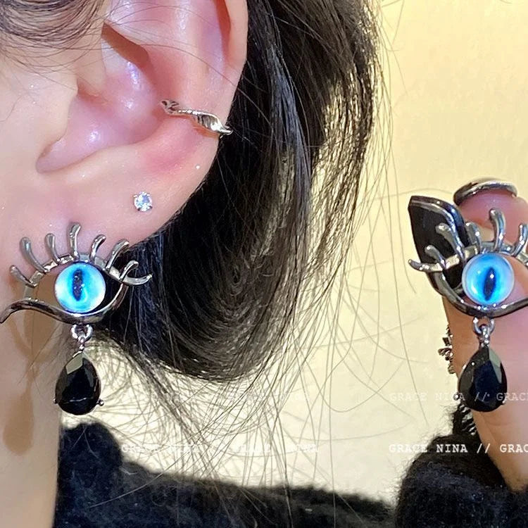 Yara Boze Oog Earrings - Captivating Elegance