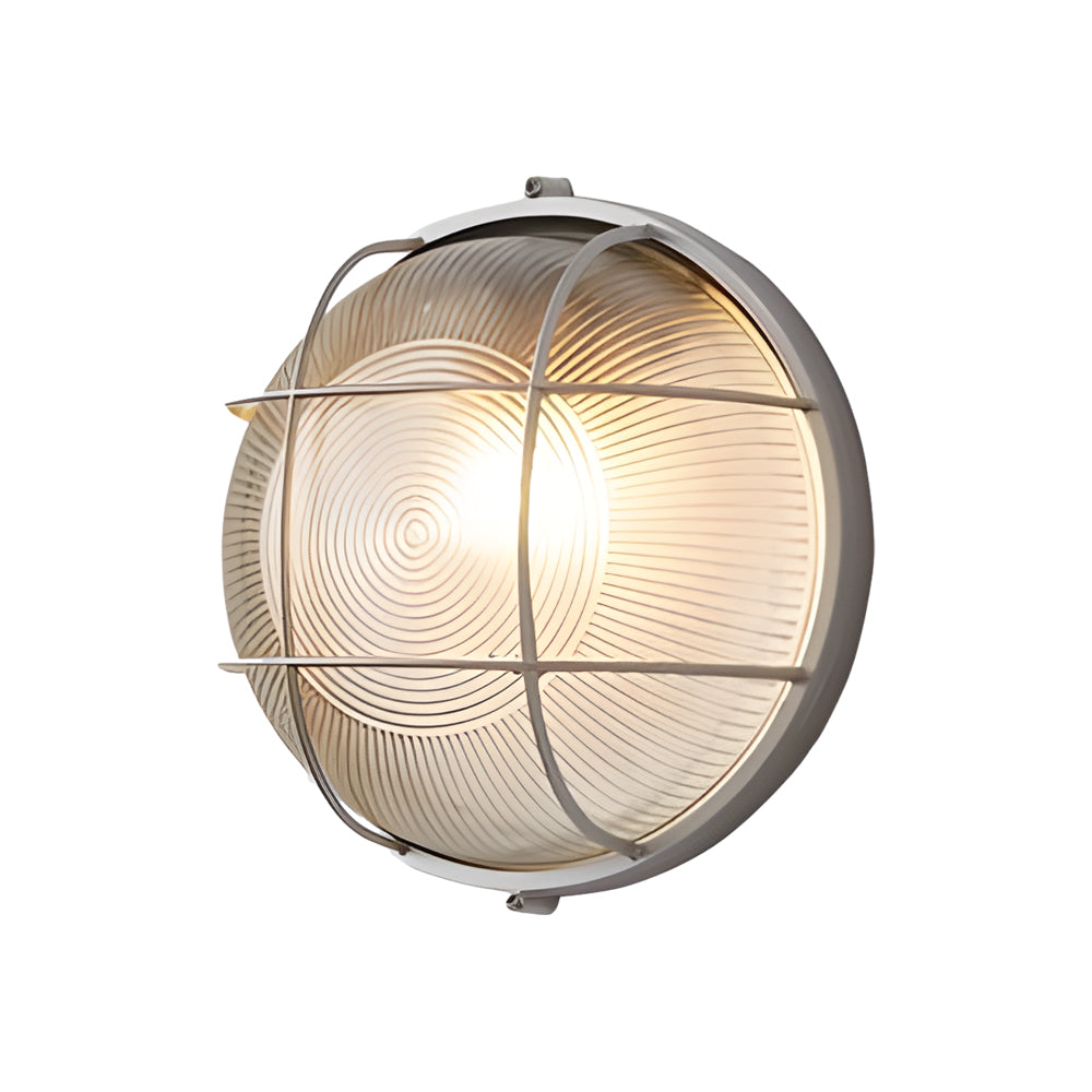RetroGlow – Industrial Wall Lamp for Outdoor Use