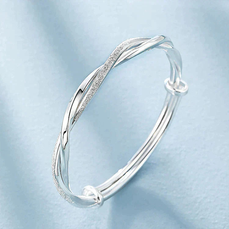 Elegant twisted silver bracelet