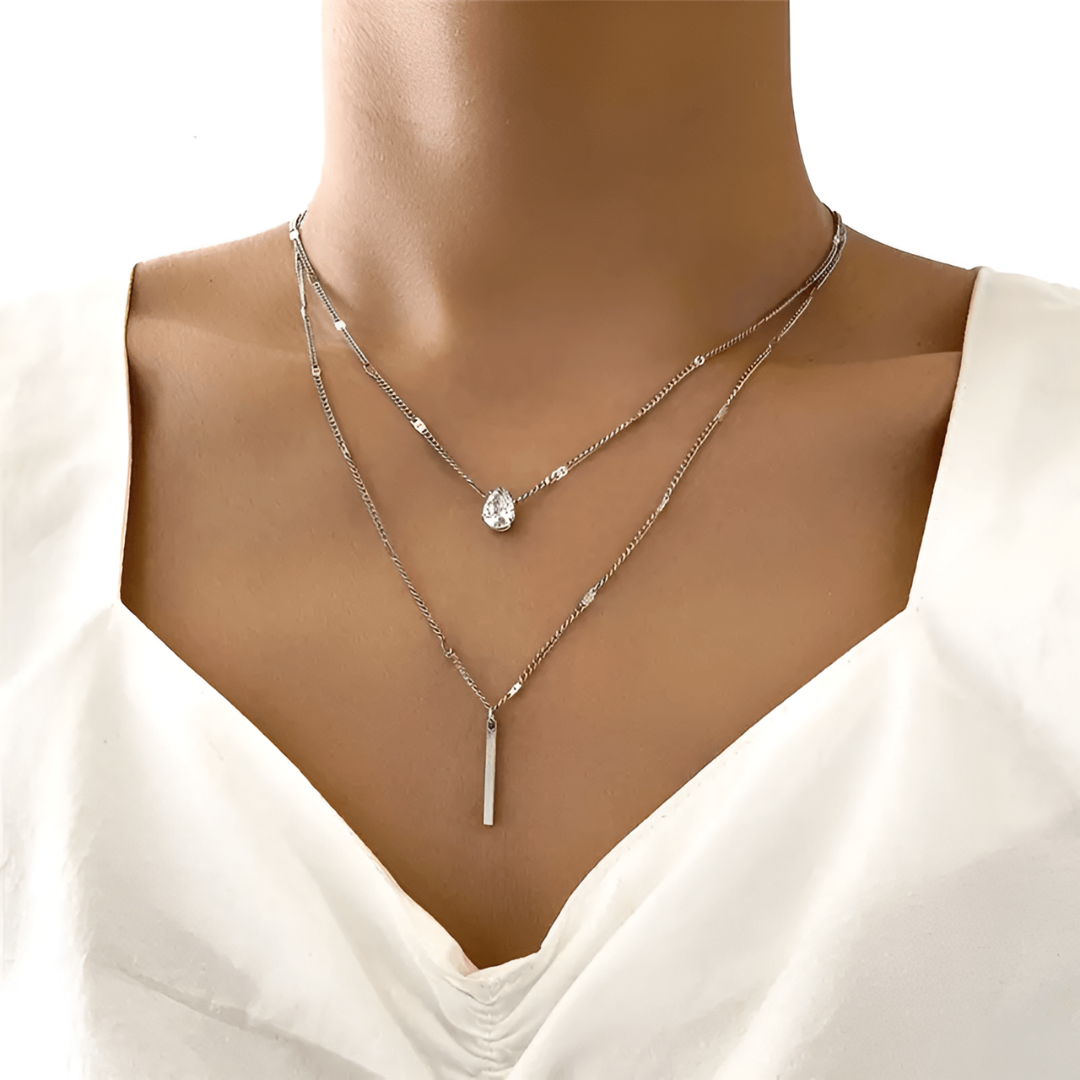 Lumia GlowChain – Stylish Illuminated Chain for Mood