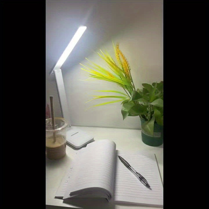 LumiDesk – Adjustable LED Desk Lamp with Touch and USB
