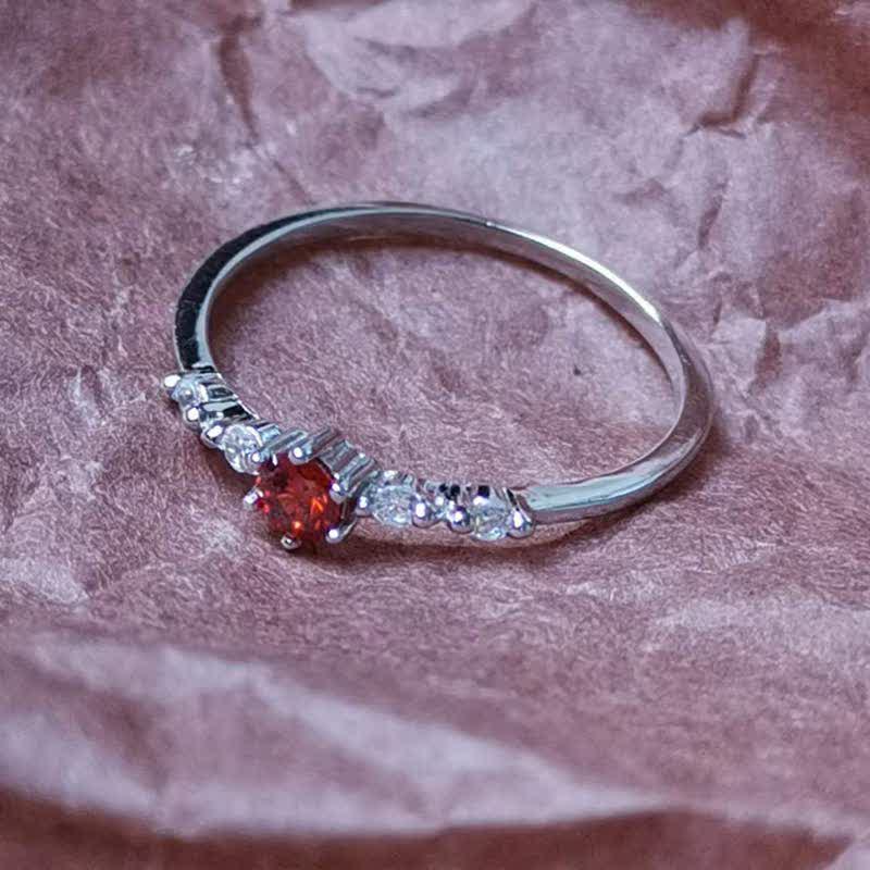 Elara 18K Gold Garnet Ring - A Touch of Elegance