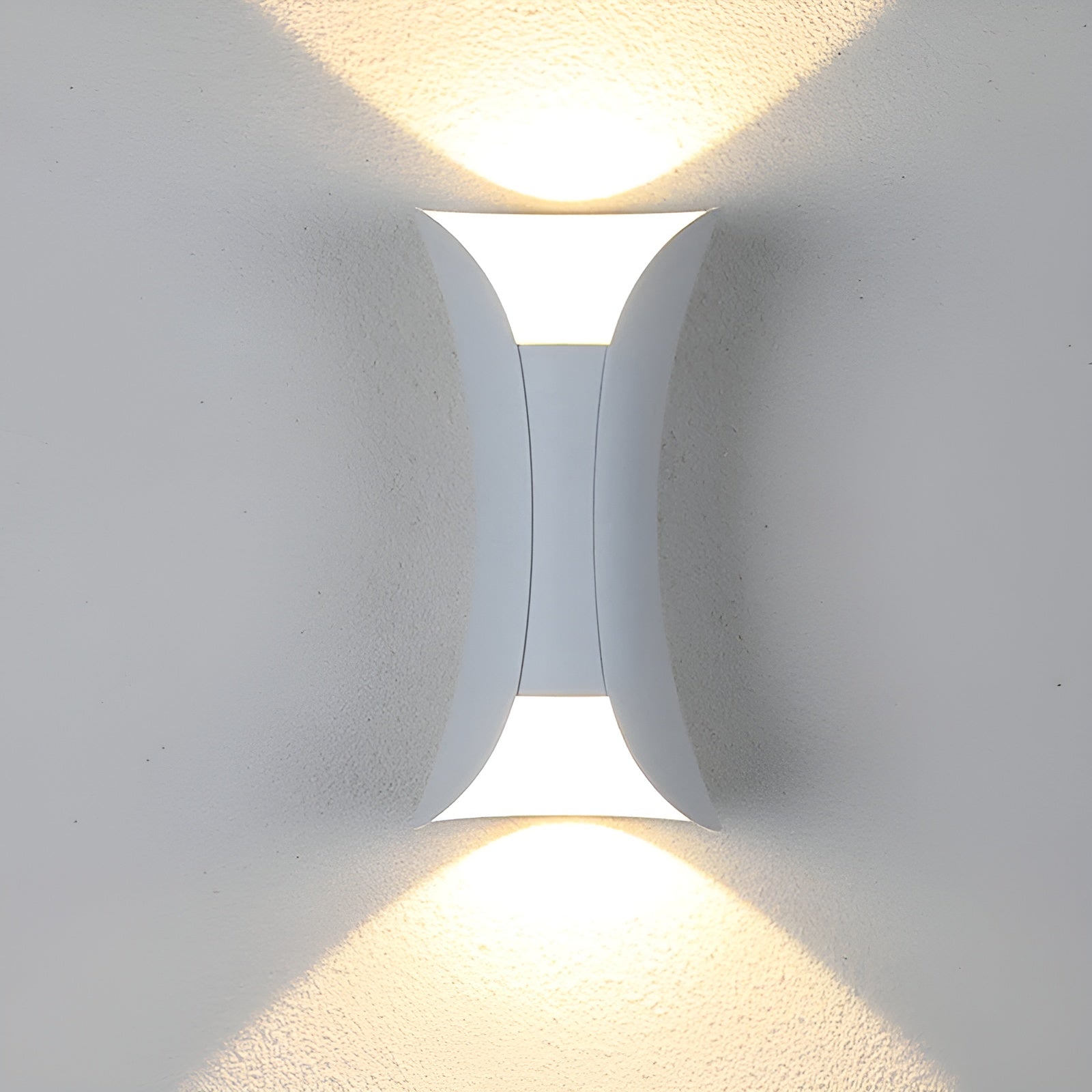 Luxuria Outdoor Wall Lamp - UrbanGlow LED Lighting