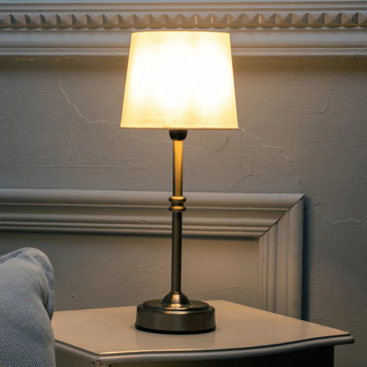 Retrolight - Wireless Rechargeable Retro Table Lamp