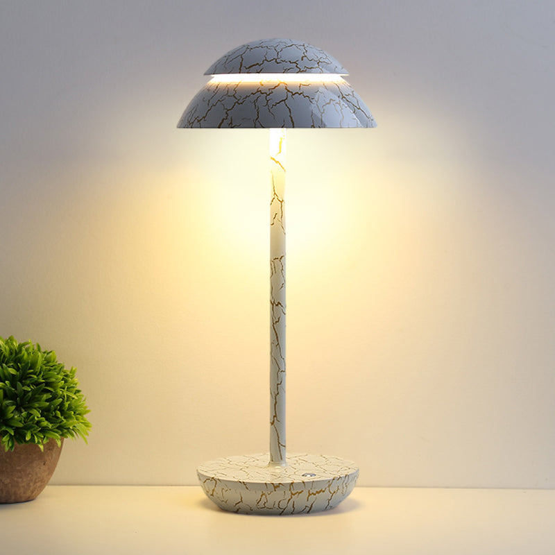 Aurelia Noire - Rechargeable Wireless Table Lamp with Built-in LED Lighting and Battery