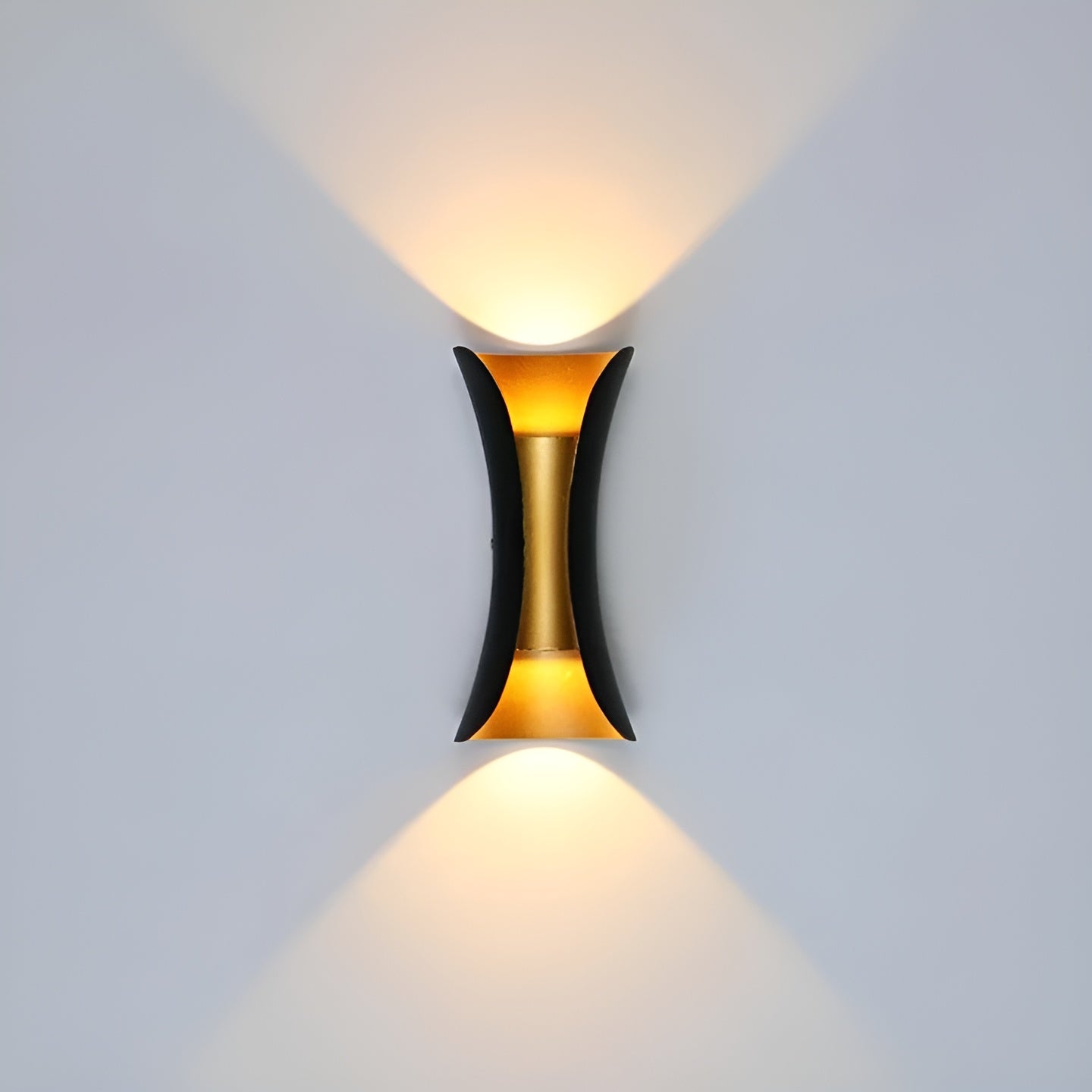 Luxuria Outdoor Wall Lamp - UrbanGlow LED Lighting