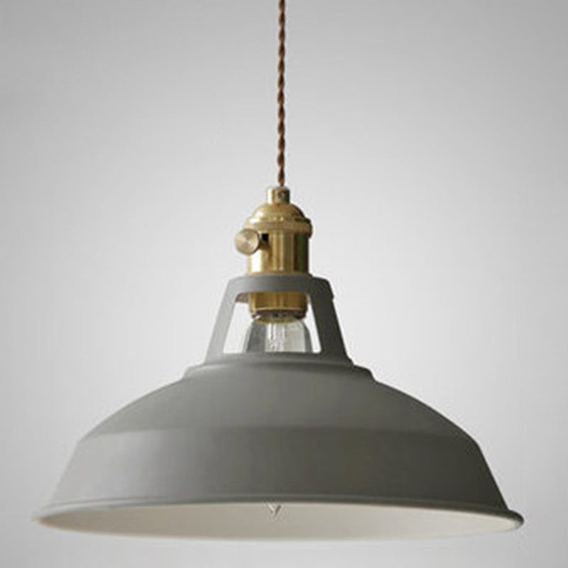 VintageGlow – Retro Hanging Lamp for an Atmospheric Venue