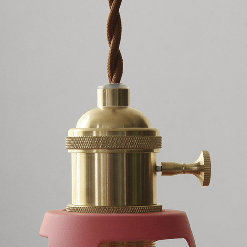 VintageGlow – Retro Hanging Lamp for an Atmospheric Venue