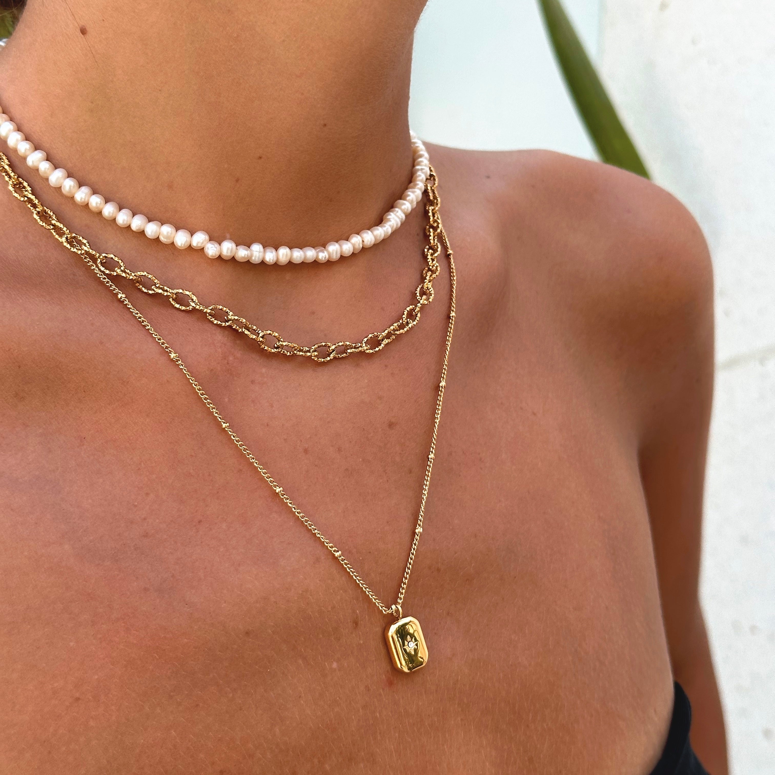Captivating Necklace with Sparkling Zirconia - Celeste