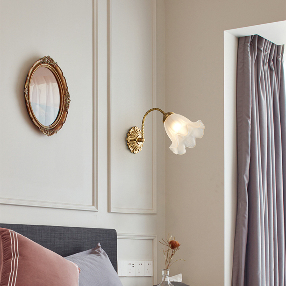 VintageGlow – Retro Glasmurvägglampa för Stämning