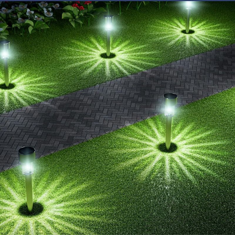 SolarAura - Elegant Solar Garden Lighting