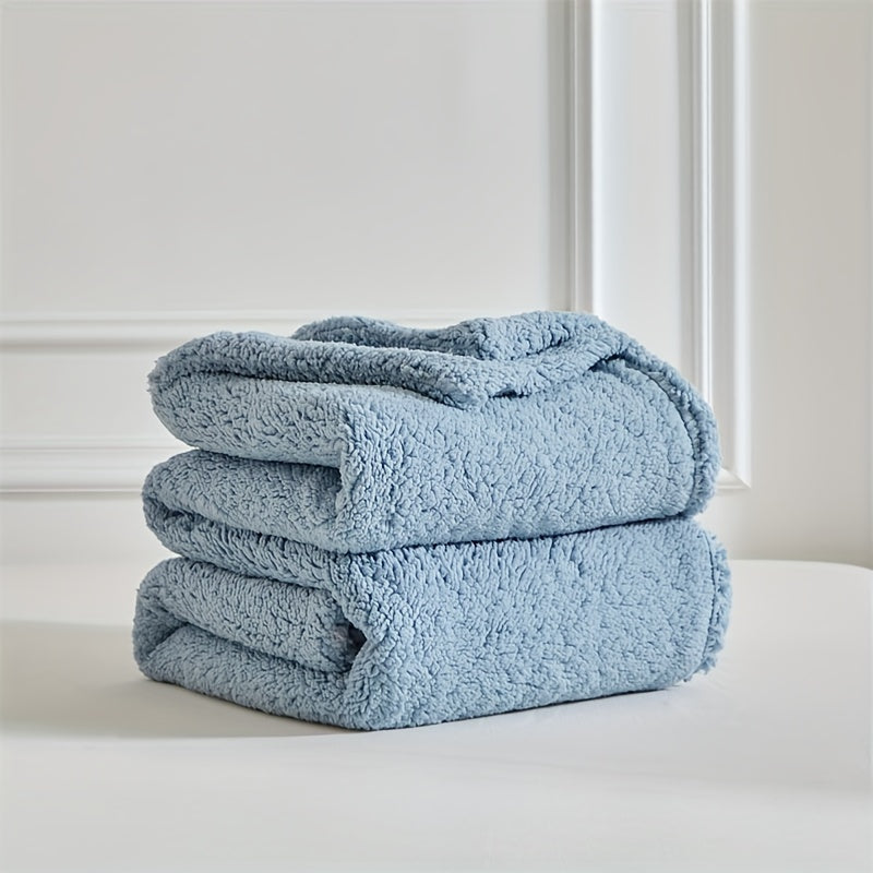 CozyWrap – Luxurious Sherpa Fleece Blanket for Winter Days