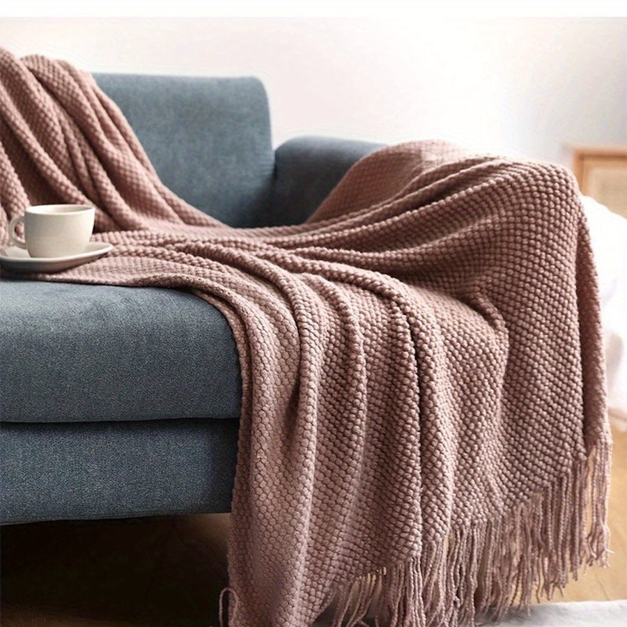 CozyWeave - Stylish Crochet Blanket with Fringes