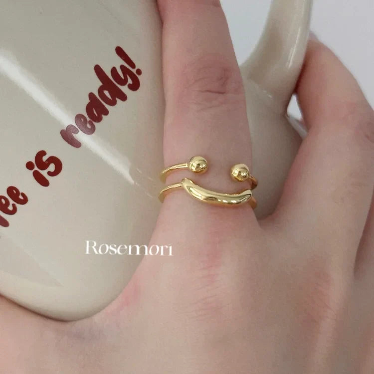 Mila - Adjustable Smile Face Ring
