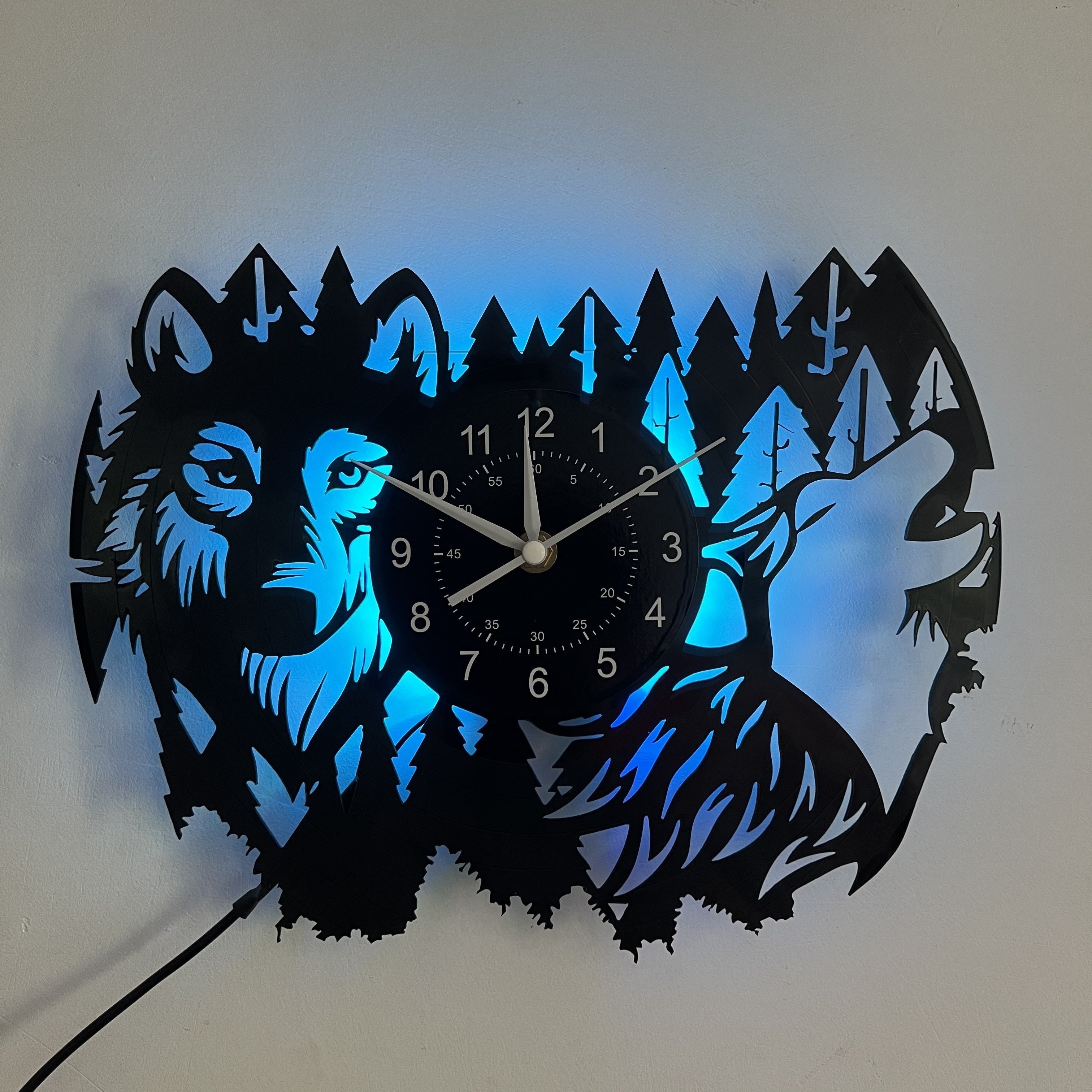 HuskyVinyl Clock – Rustic Wall Clock with Husky Design