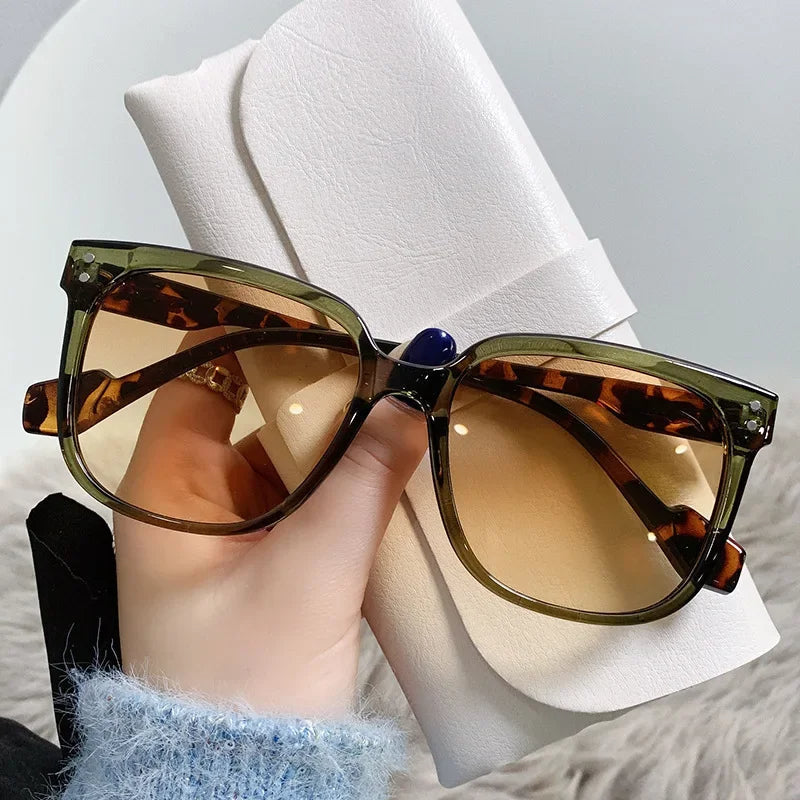 Leah Vintage Sunglasses – Timeless and Trendy Look