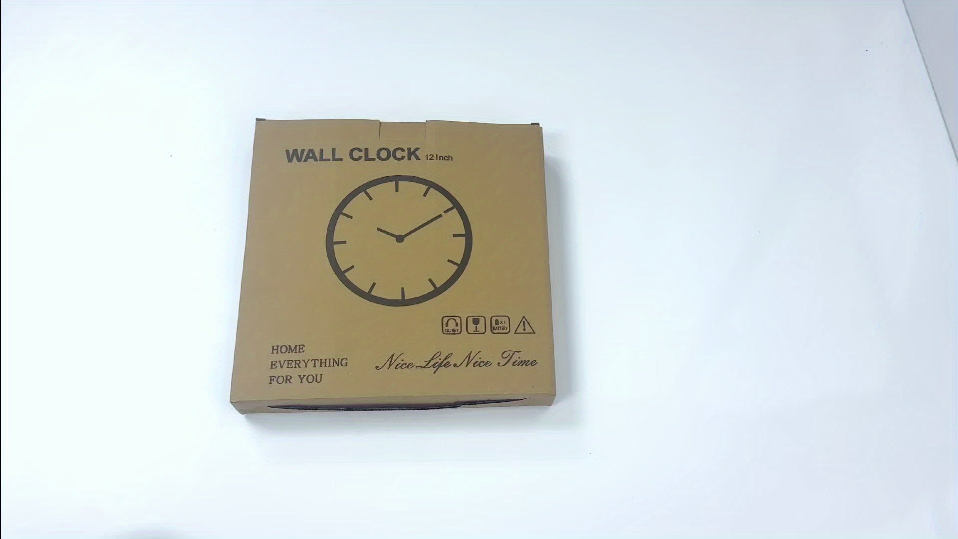SwingCat Clock - Modern Cat Wall Clock in Cartoon Style