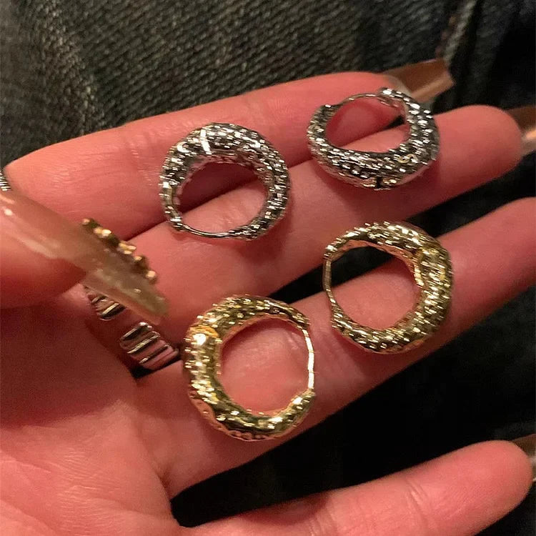 Elegant Noor Creole Earrings for a Timeless Look