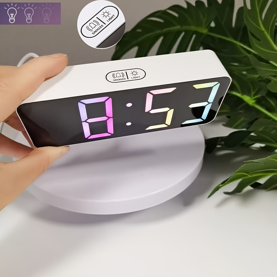 TimeGlow – Elegant LED Alarm Clock with Dimming Function