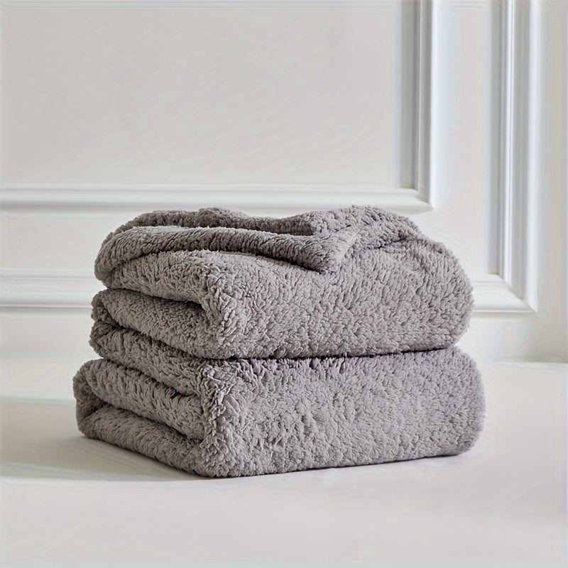 CozyWrap – Luxurious Sherpa Fleece Blanket for Winter Days