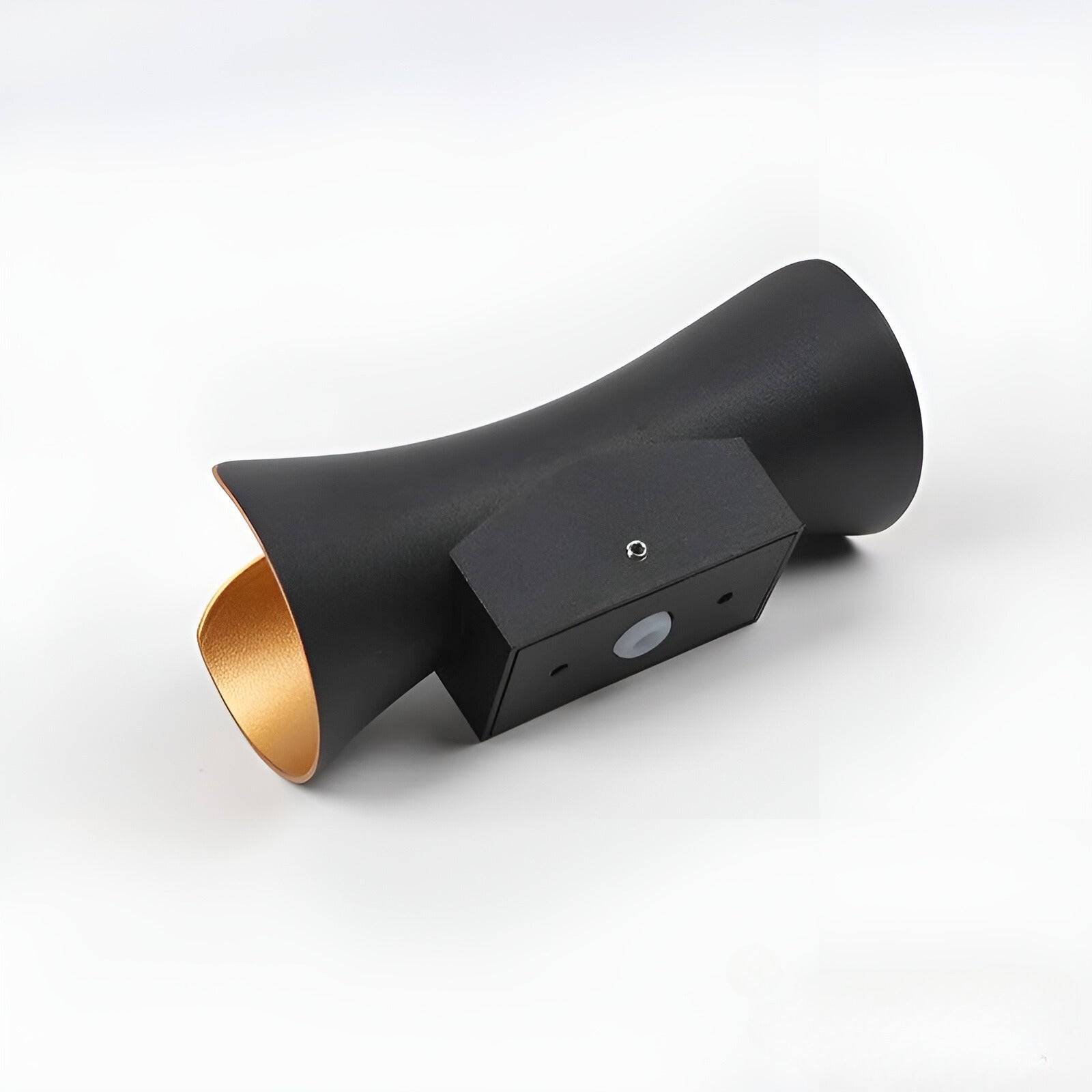 Luxuria Outdoor Wall Lamp - UrbanGlow LED Lighting