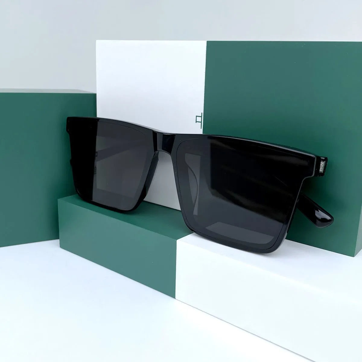 Olivier Shades - Luxe Vintage Sunglasses