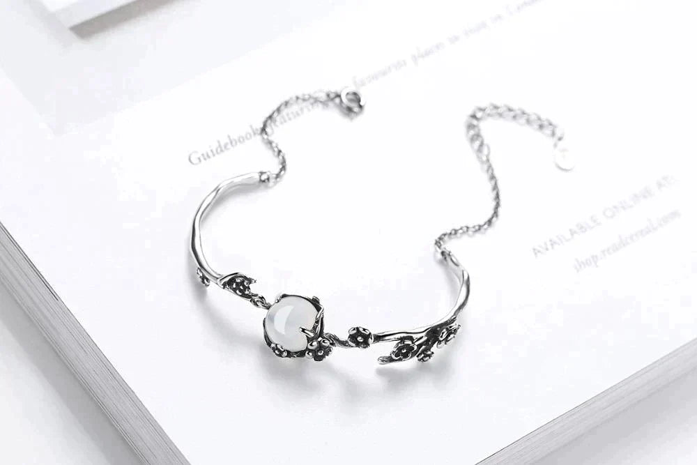 MoonGleam Bracelet - Elegant Silver Bracelet for All Occasions