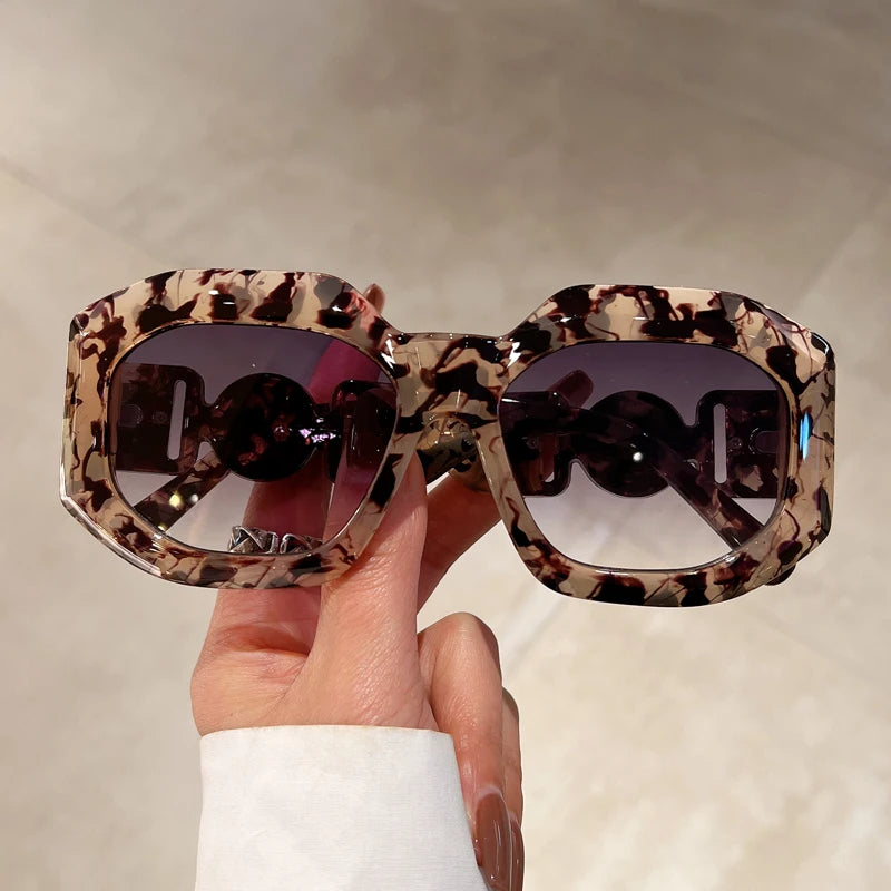 Julia Shades - Retro Square Sunglasses