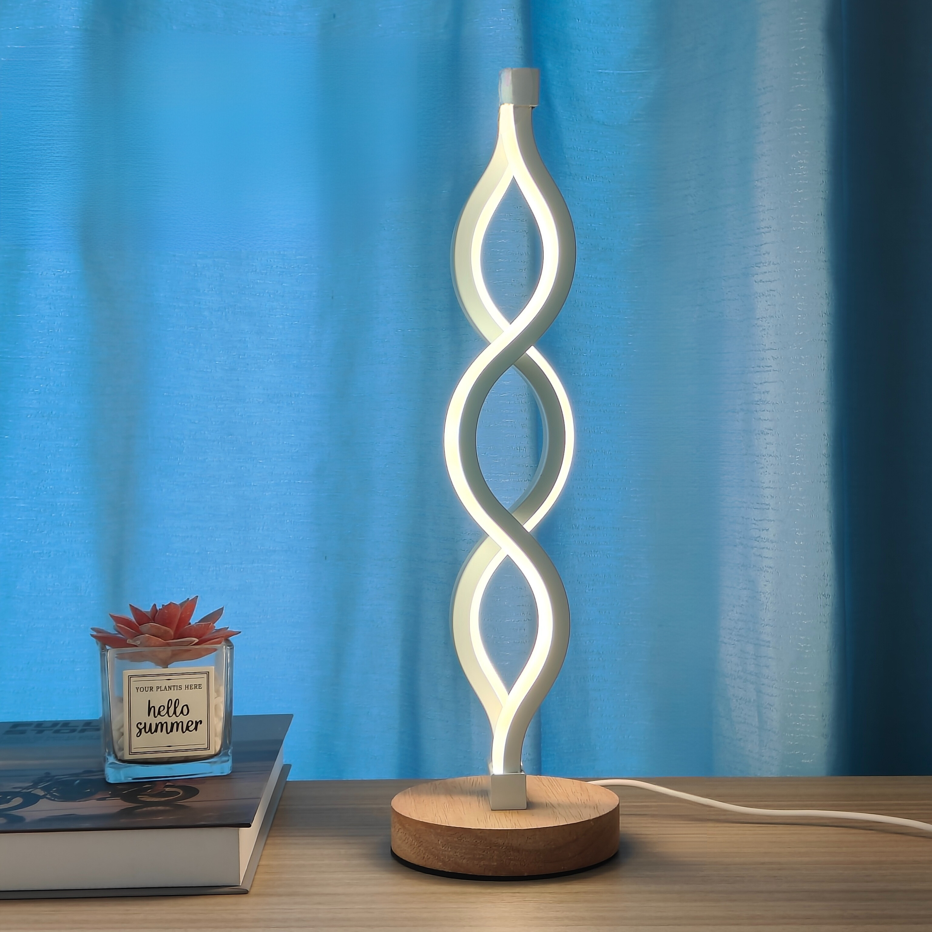 SeaWave Desk Lamp – Modern Aluminum LED Lighting
