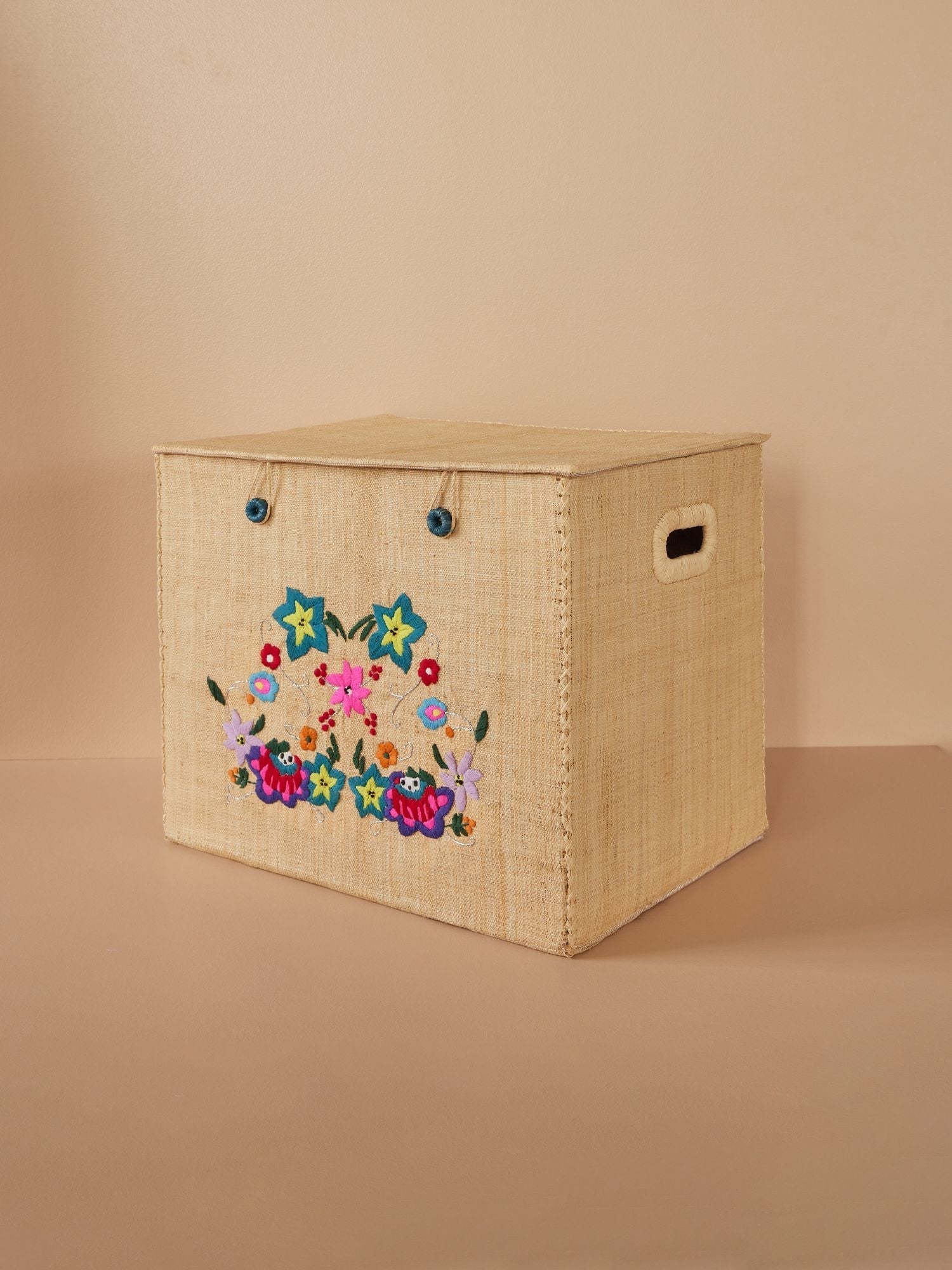 RaffiaChic - Handmade Storage Basket in Natural Design