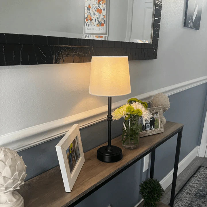 Retrolight - Wireless Rechargeable Retro Table Lamp