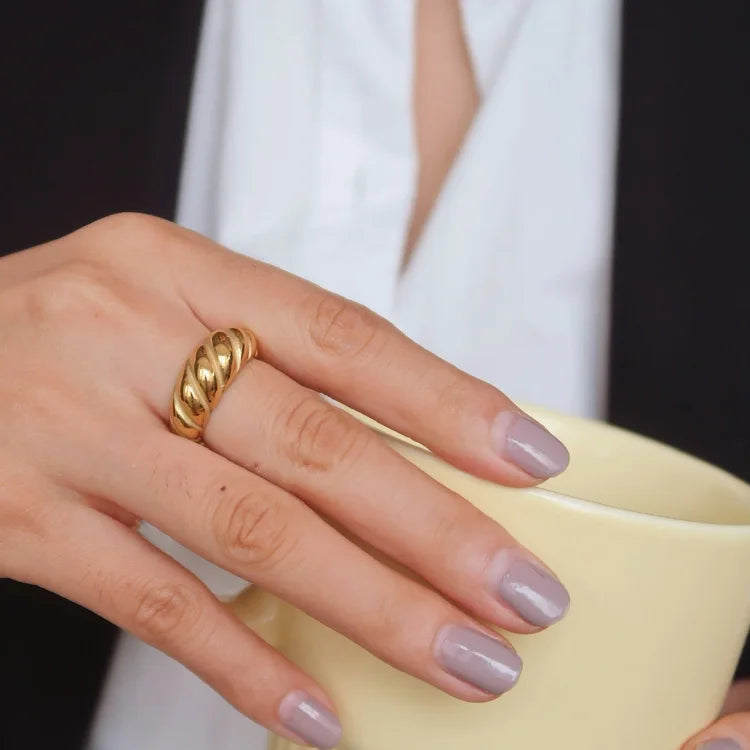 Refined Gold Twisted Dome Ring - Selene Elegans