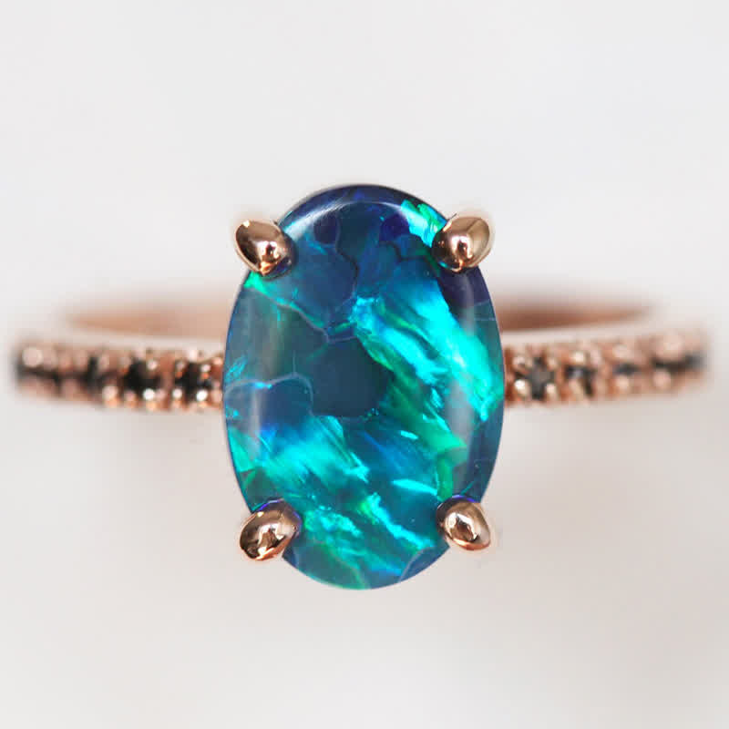 Isabella 3-piece ring set with stunning sapphires and opals