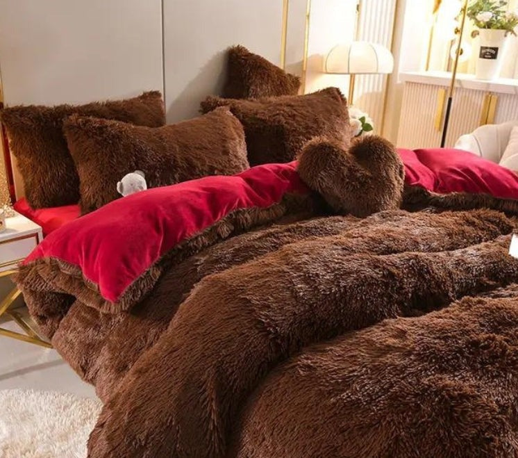 Luxe Plush Bedspread with Zipper and Corner Ties