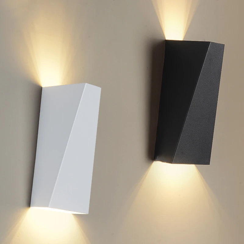 ChâteauLumière - Luxury Modular Wall Lamp for Modern Interiors